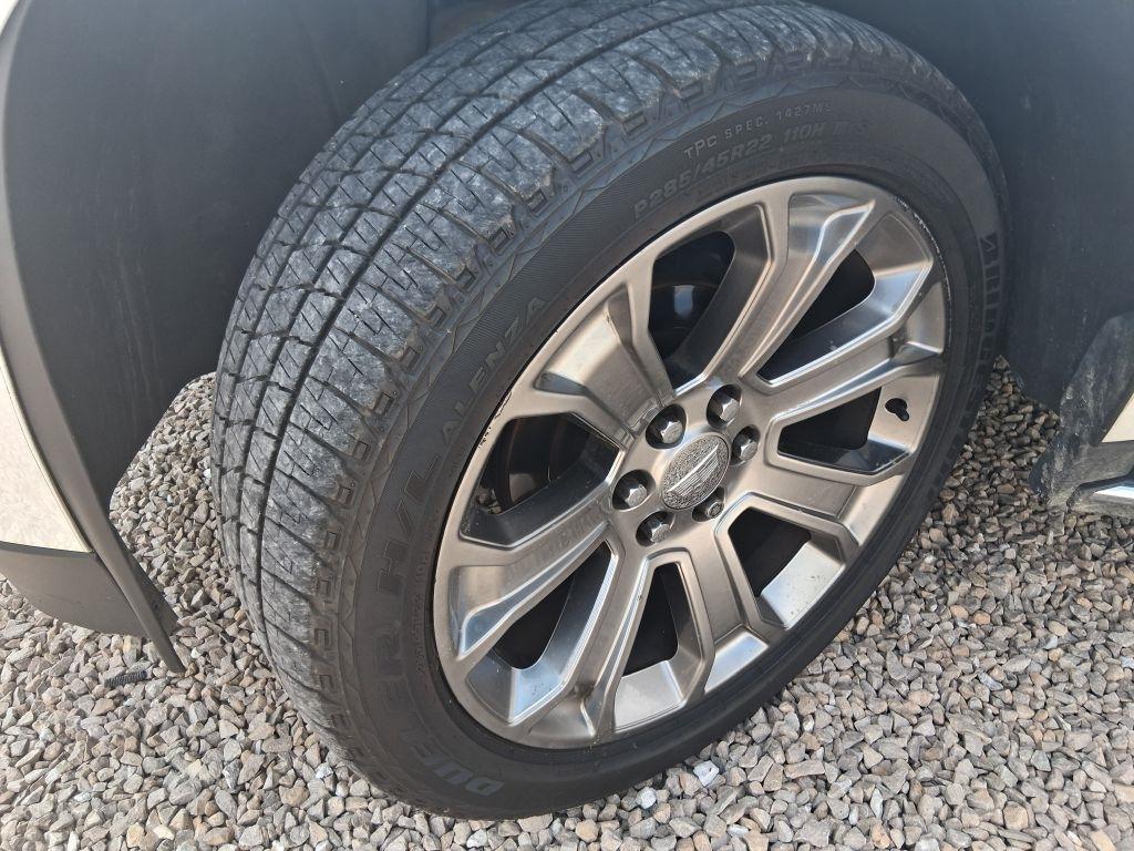 Cadillac Escalade  2017