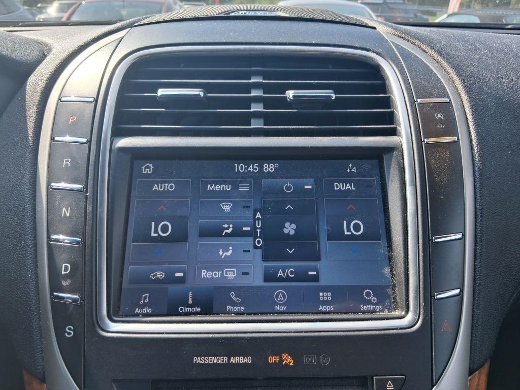 Lincoln Nautilus  2020