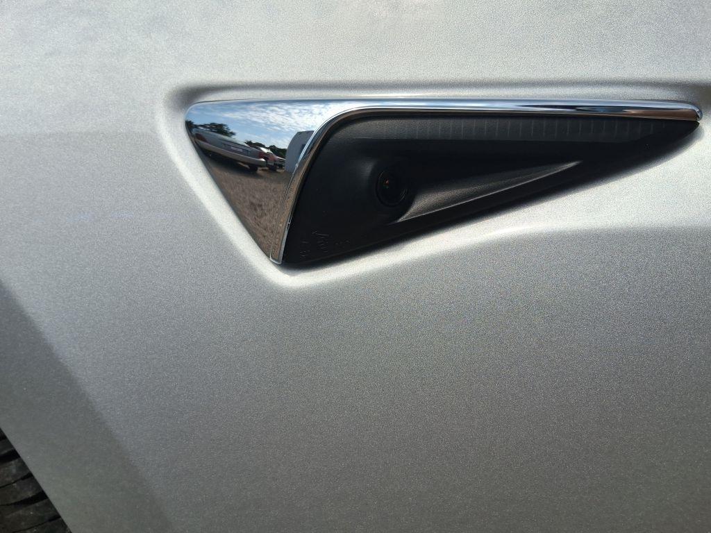 Tesla Model 3  2018