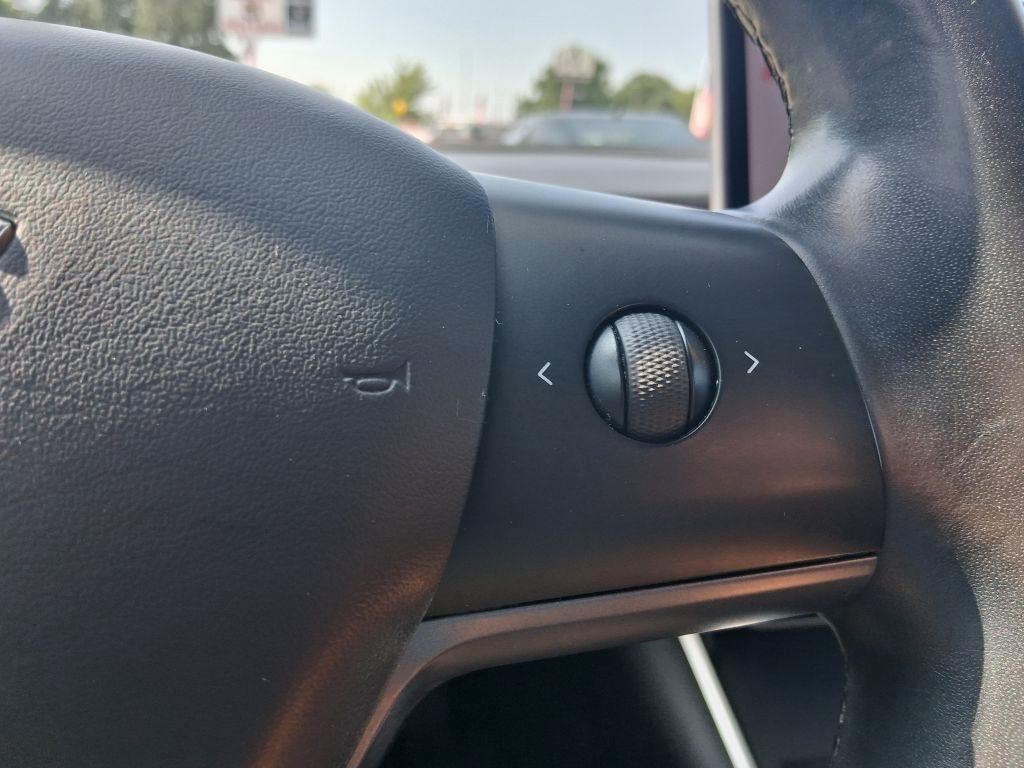 Tesla Model 3  2018