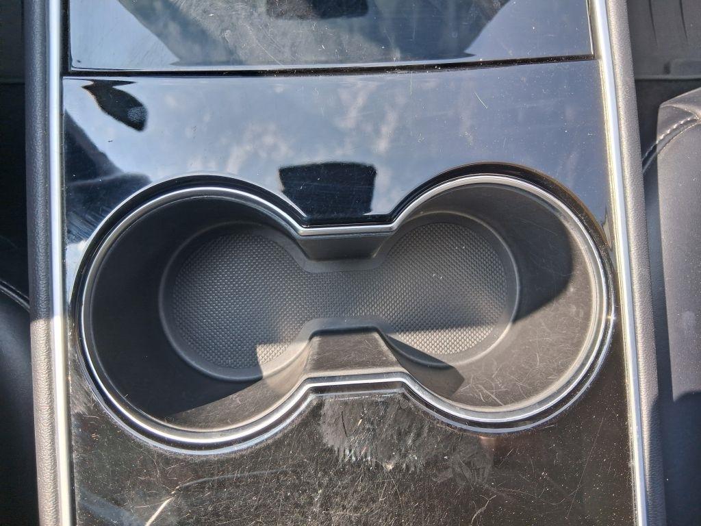 Tesla Model 3  2018