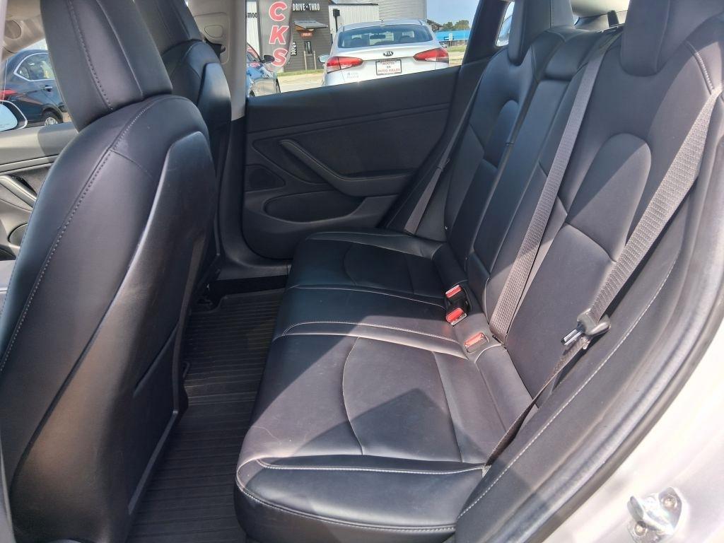 Tesla Model 3  2018