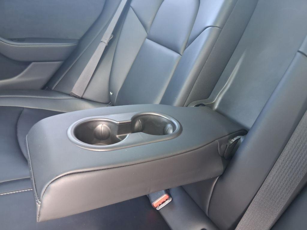 Tesla Model 3  2018