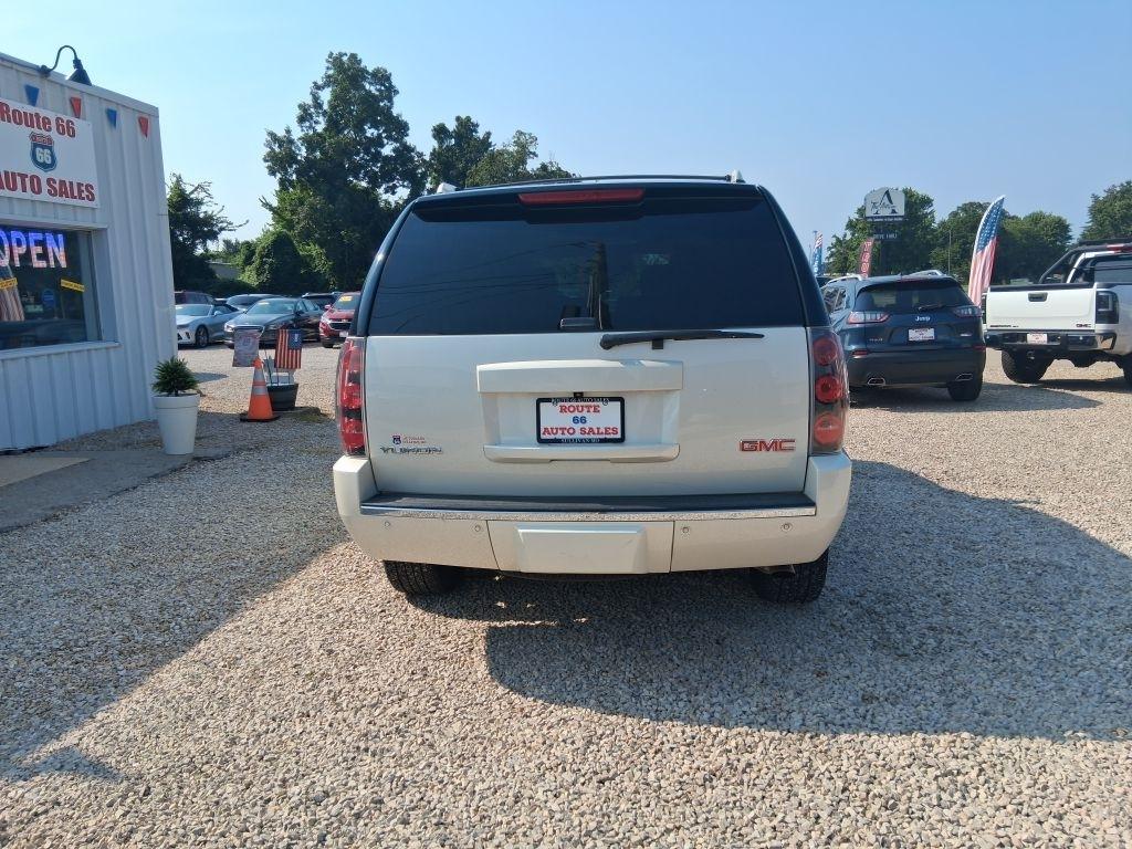 GMC Yukon Denali  2014