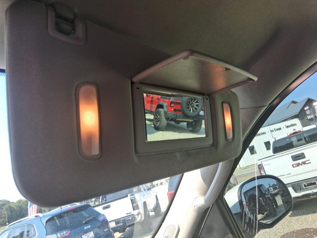 GMC Yukon Denali  2014