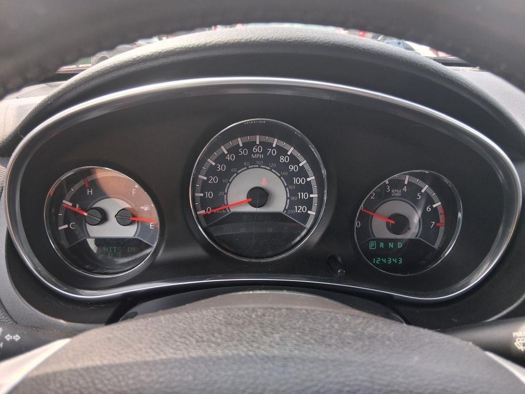 Chrysler 200  2013