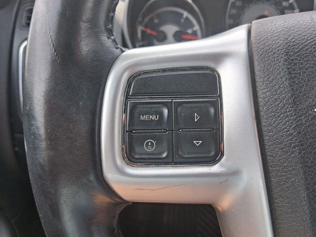 Chrysler 200  2013