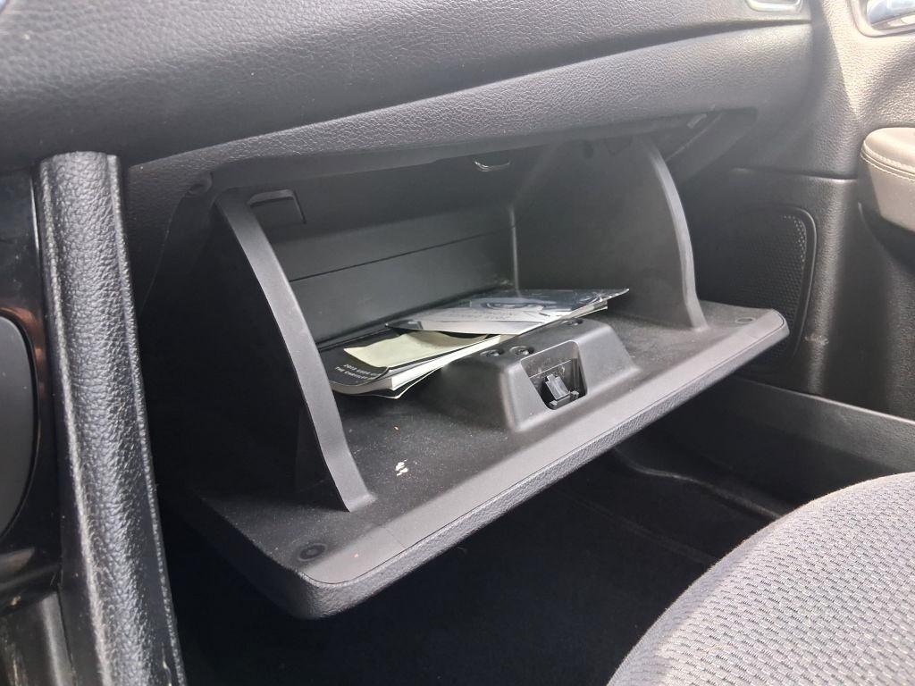 Chrysler 200  2013