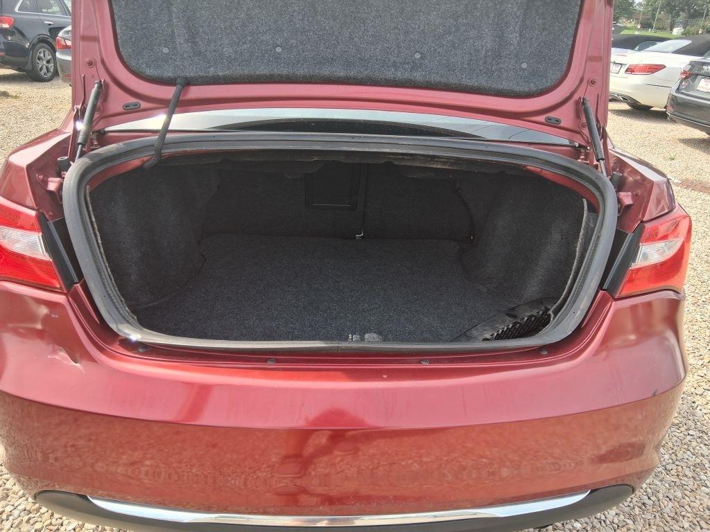 Chrysler 200  2013