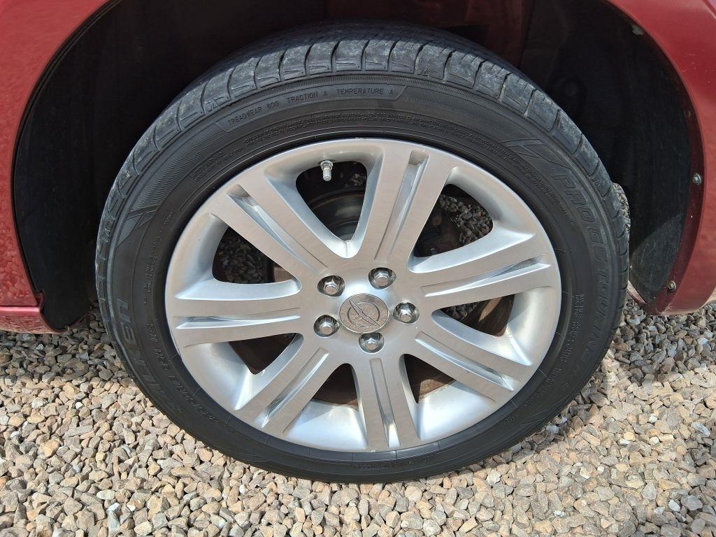 Chrysler 200  2013