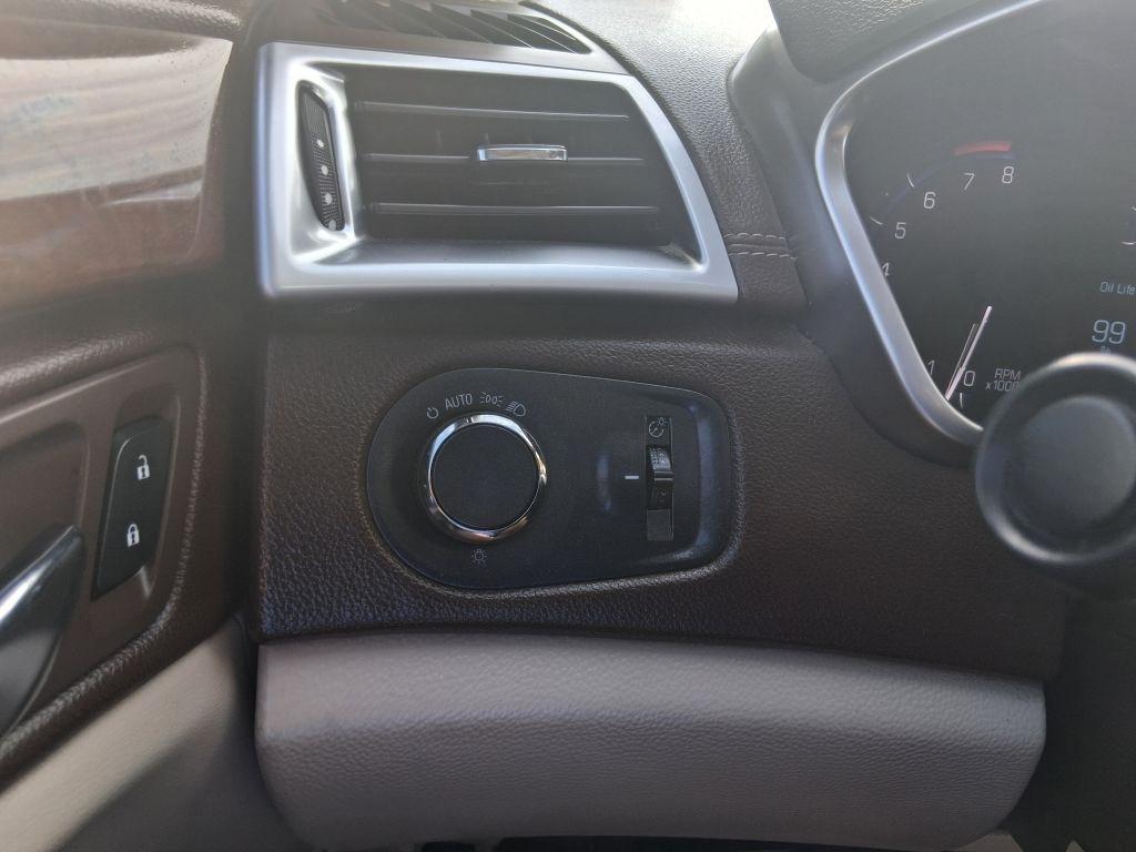 Cadillac SRX  2015