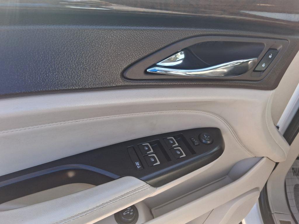 Cadillac SRX  2015