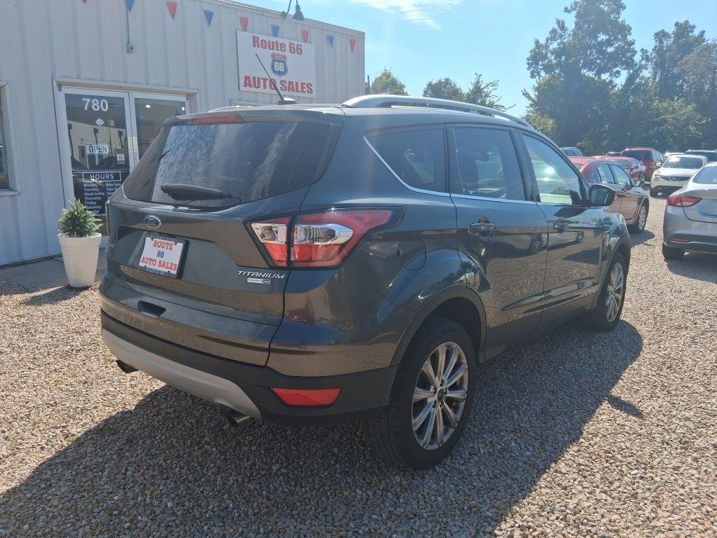 Ford Escape  2017