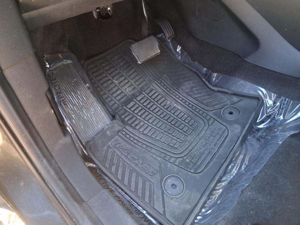 Ford Escape  2017