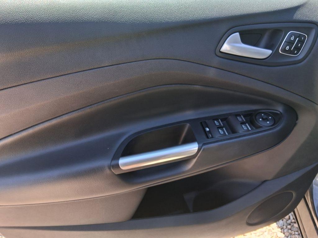 Ford Escape  2017