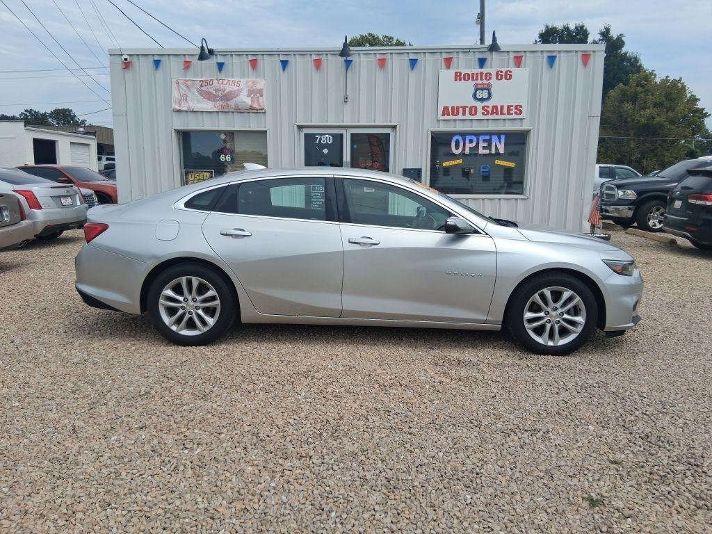 Chevrolet Malibu  2016