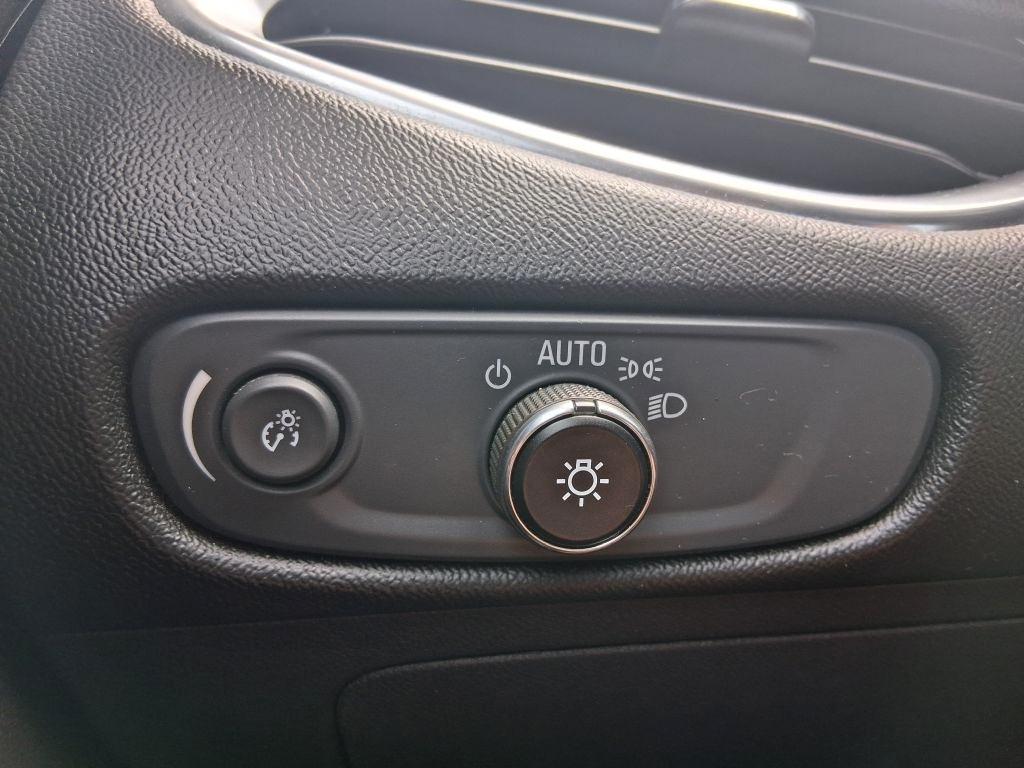 Chevrolet Malibu  2016