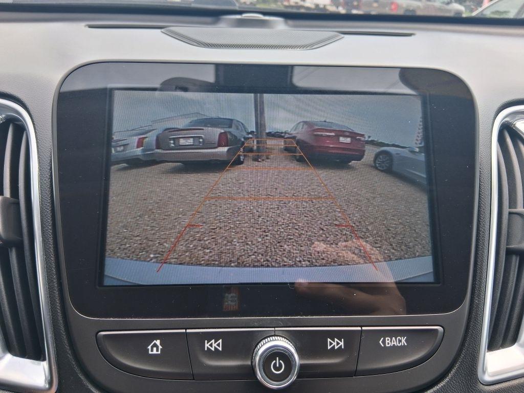 Chevrolet Malibu  2016