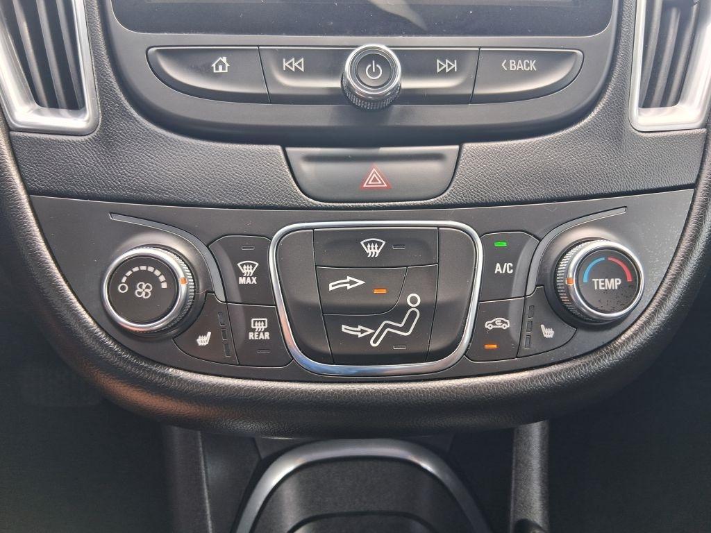 Chevrolet Malibu  2016