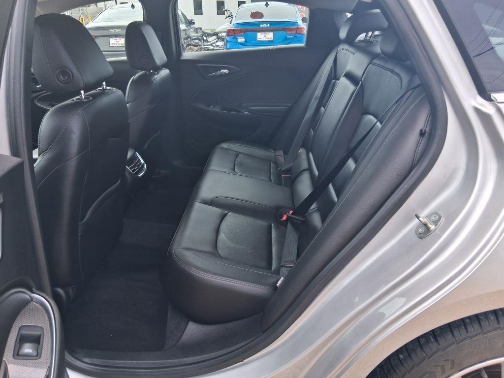 Chevrolet Malibu  2016