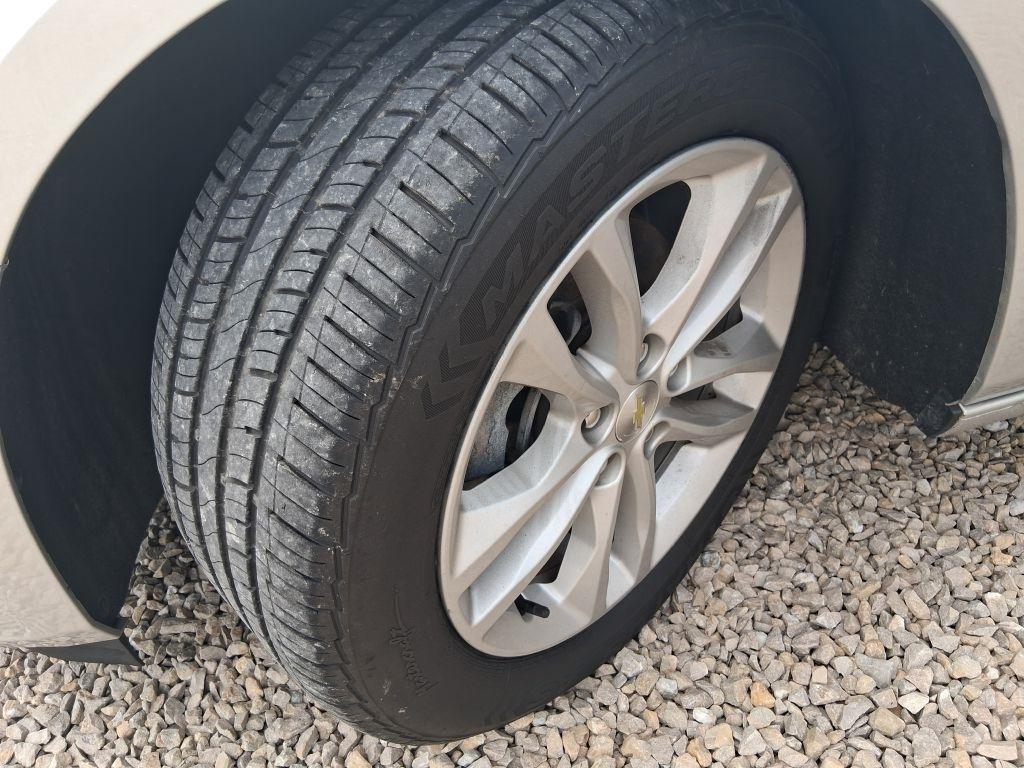 Chevrolet Malibu  2016