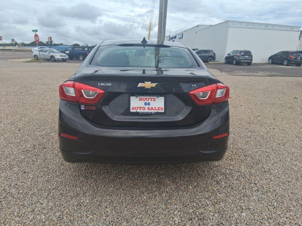 Chevrolet Cruze  2017