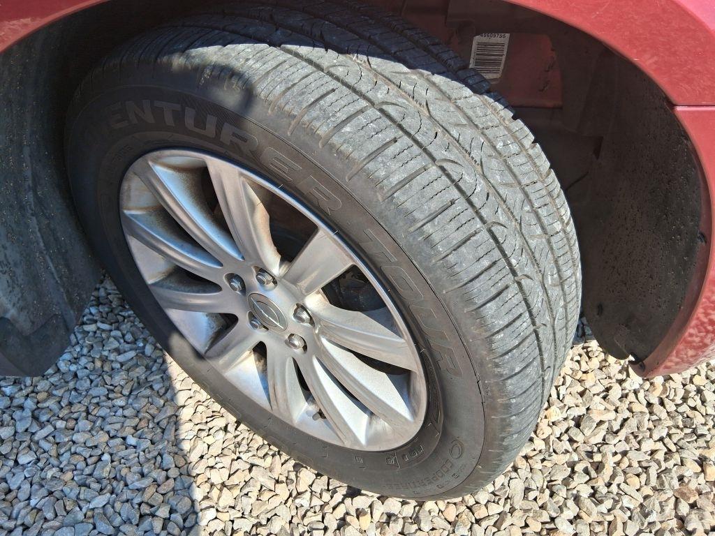 Chrysler 200  2012