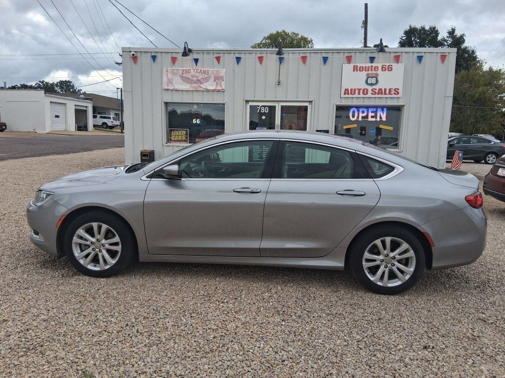 Chrysler 200  2016