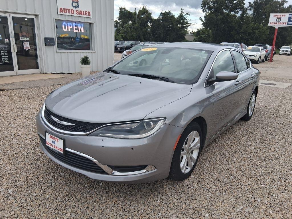 Chrysler 200  2016
