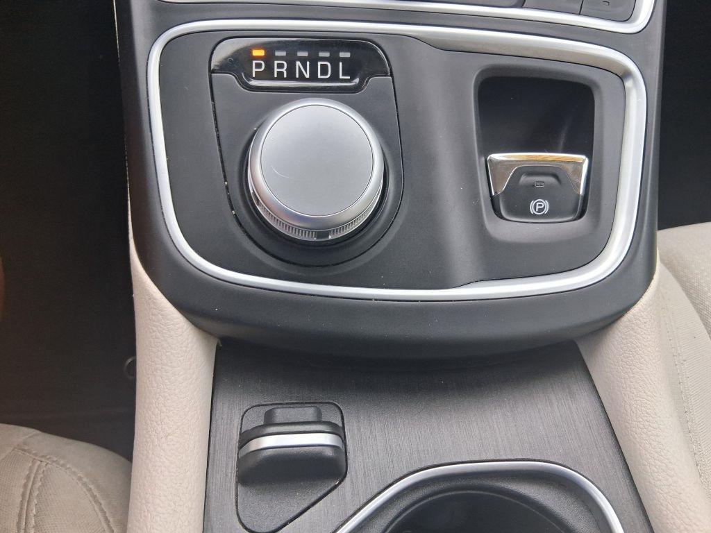 Chrysler 200  2016