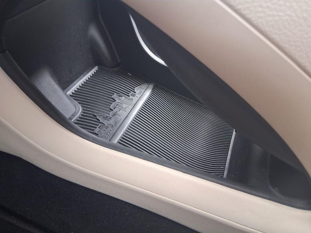 Chrysler 200  2016