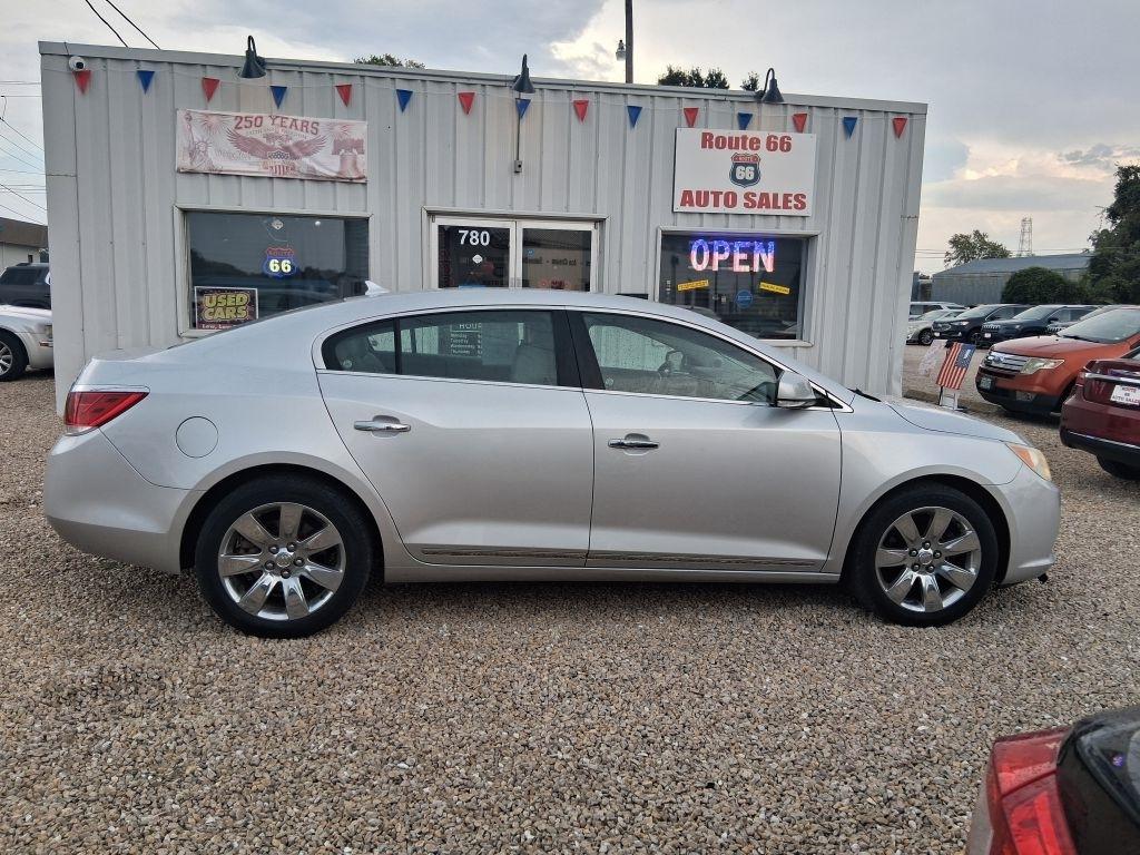 Buick LaCrosse  2010