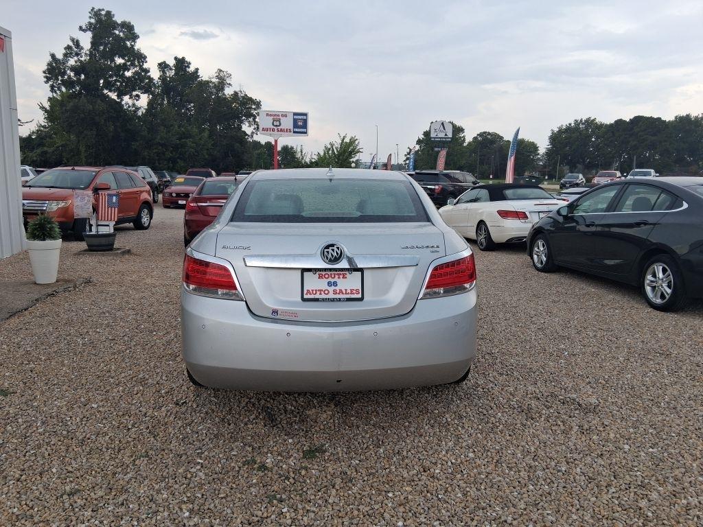 Buick LaCrosse  2010