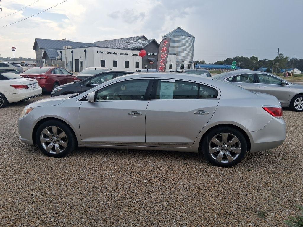 Buick LaCrosse  2010