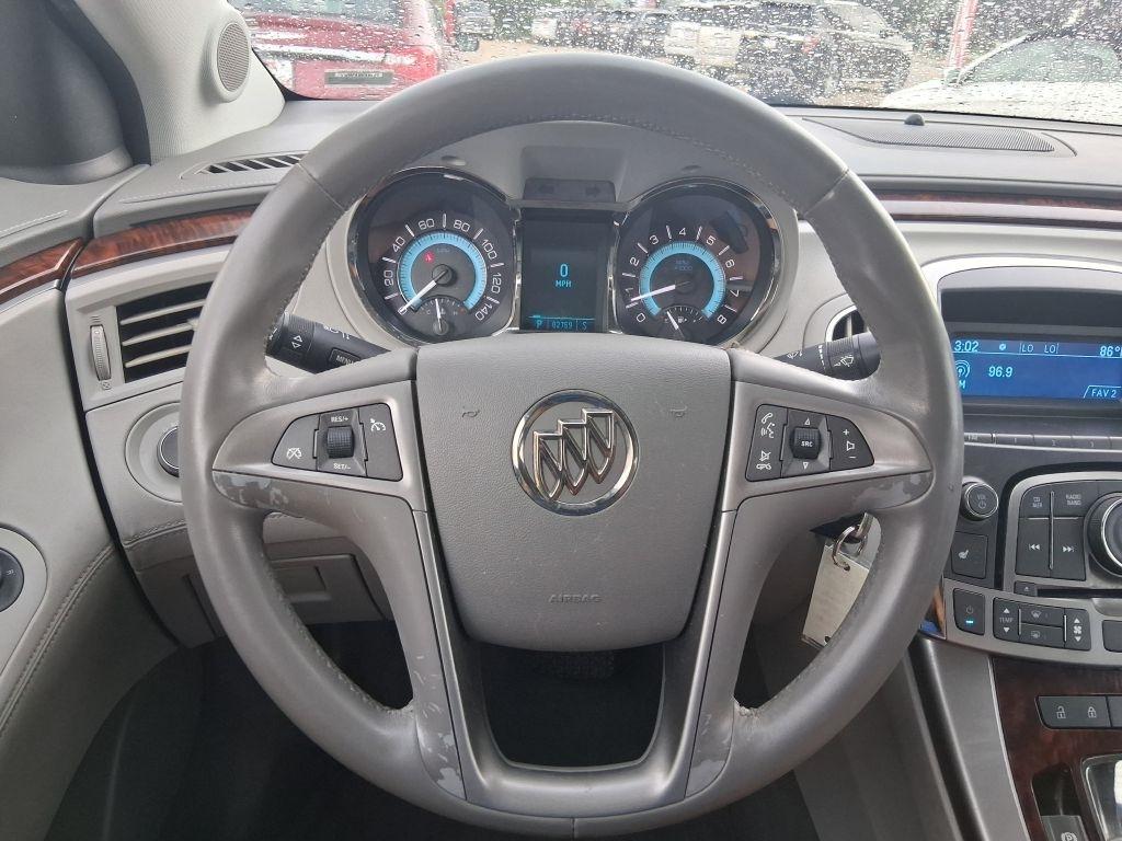 Buick LaCrosse  2010