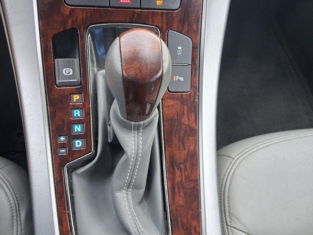 Buick LaCrosse  2010