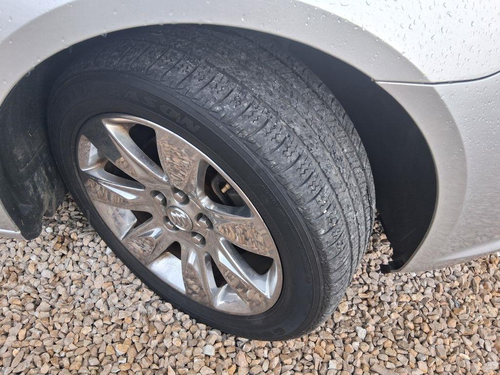 Buick LaCrosse  2010