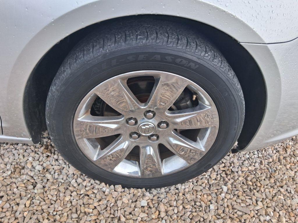 Buick LaCrosse  2010
