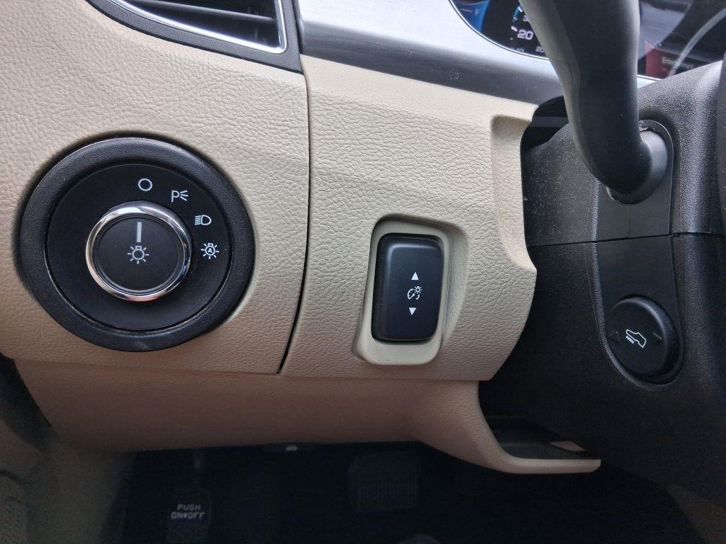 Ford Taurus  2014