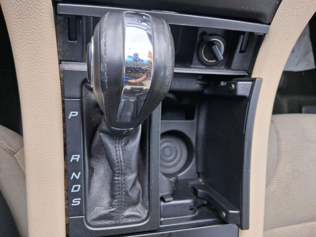 Ford Taurus  2014
