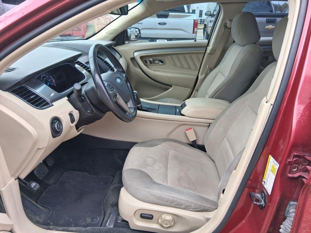 Ford Taurus  2014