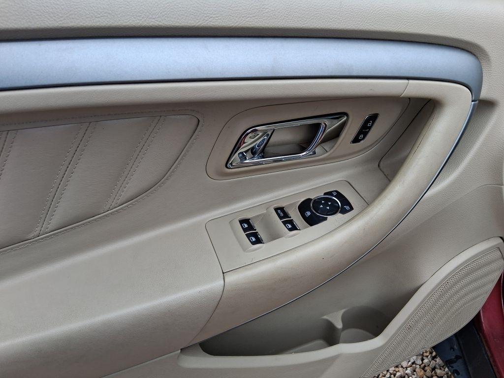 Ford Taurus  2014