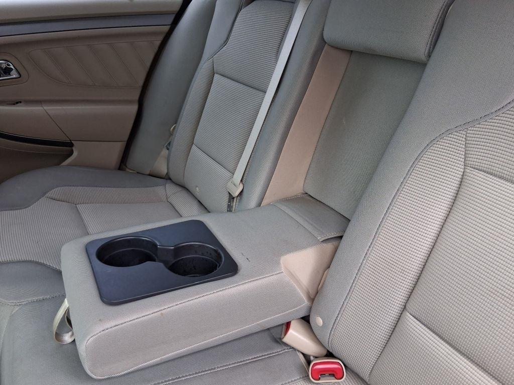 Ford Taurus  2014