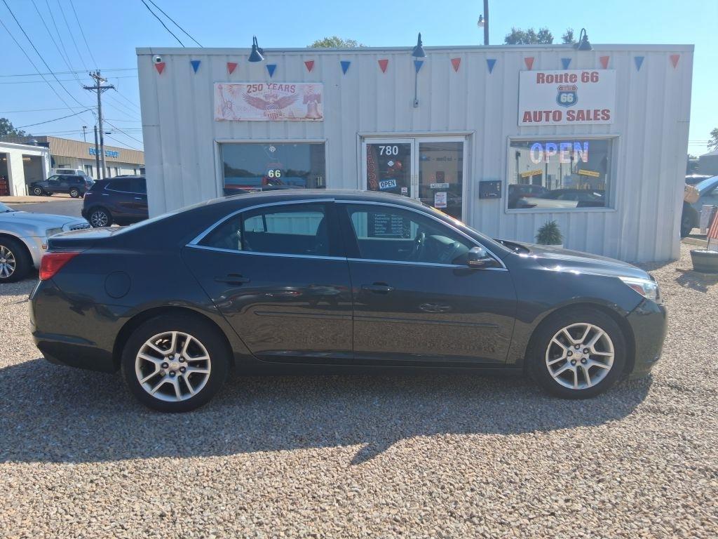 Chevrolet Malibu  2015