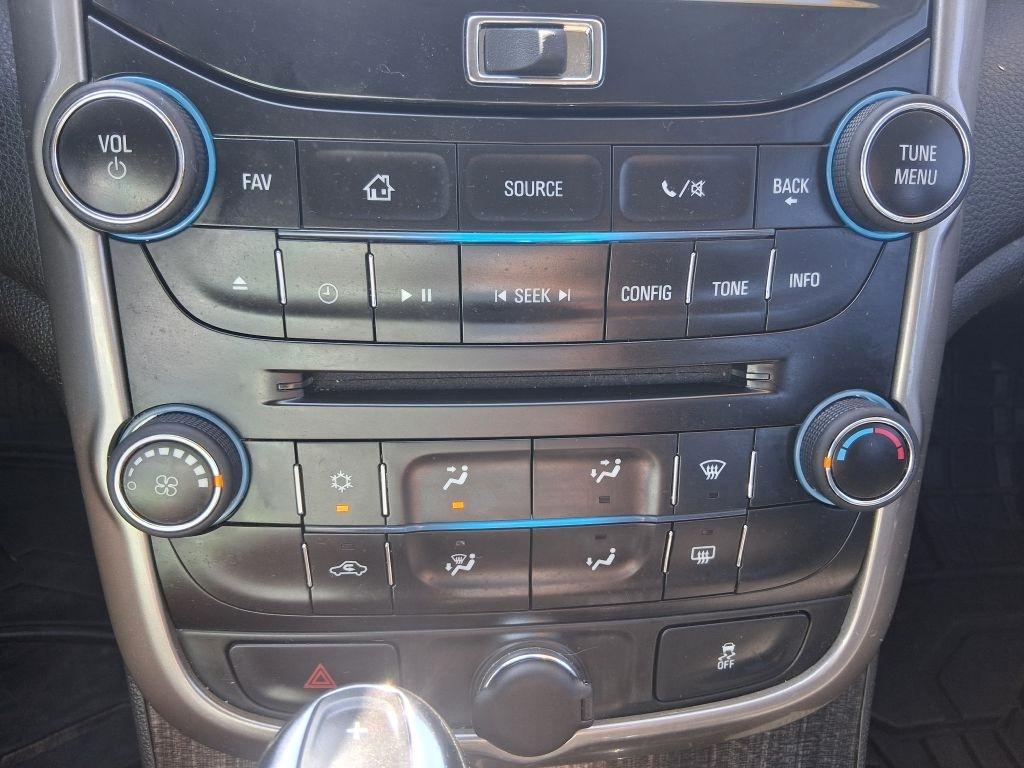 Chevrolet Malibu  2015