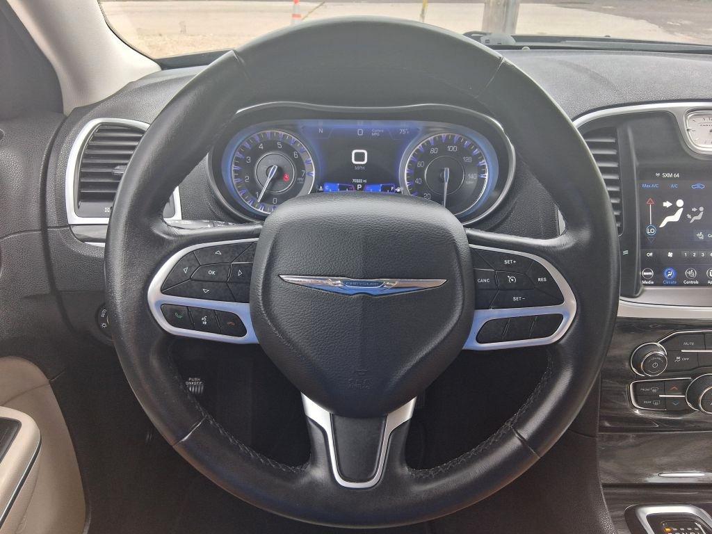 Chrysler 300 Touring 2021