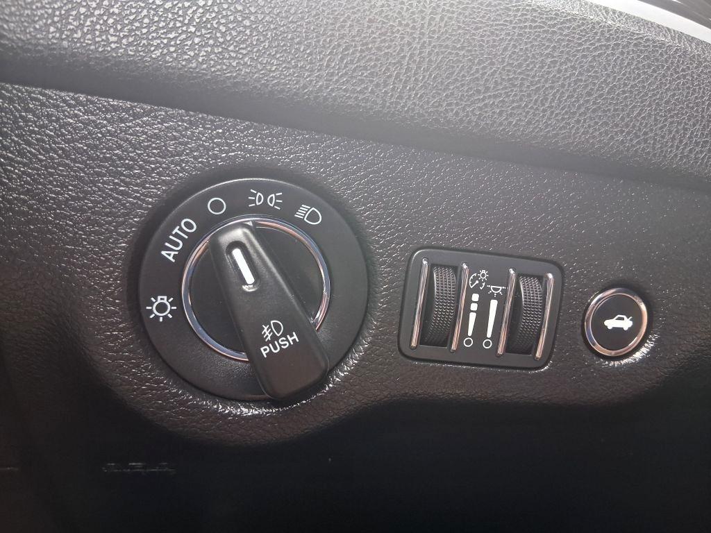 Chrysler 300 Touring 2021