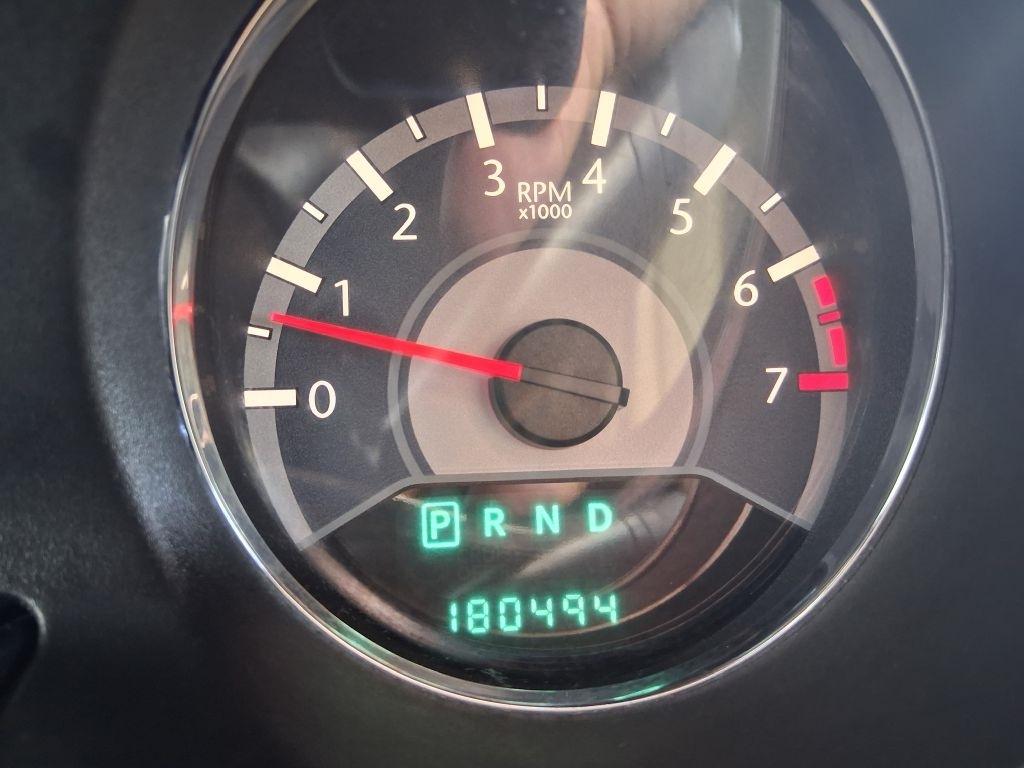 Chrysler 200  2013