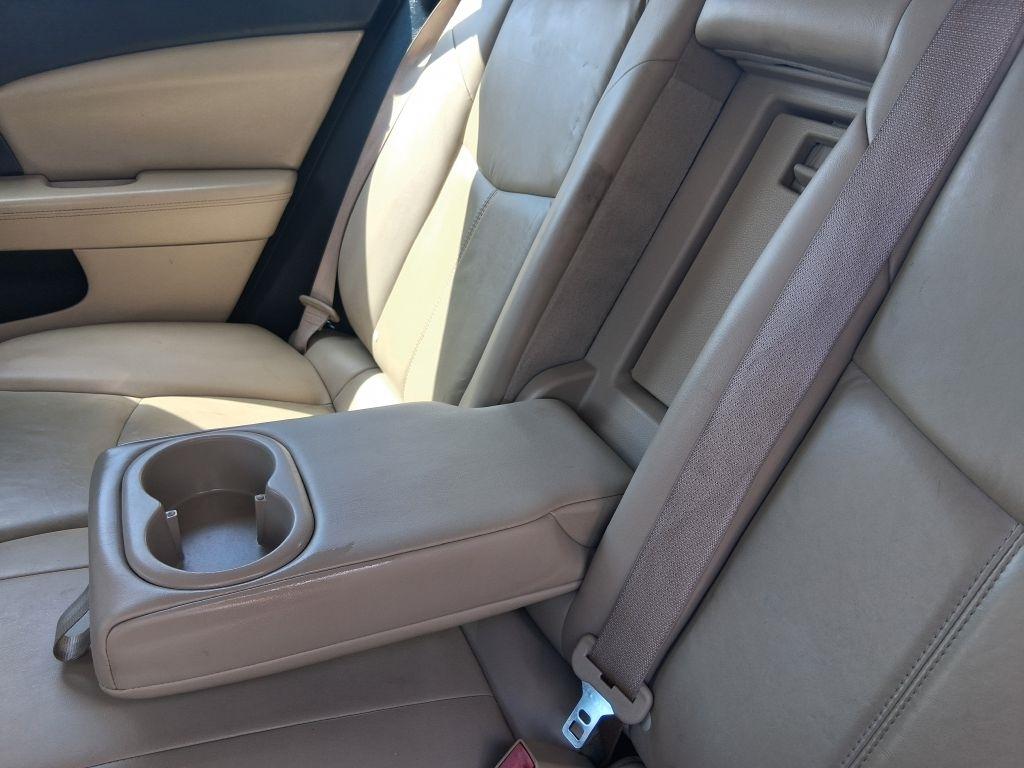 Chrysler 200  2013