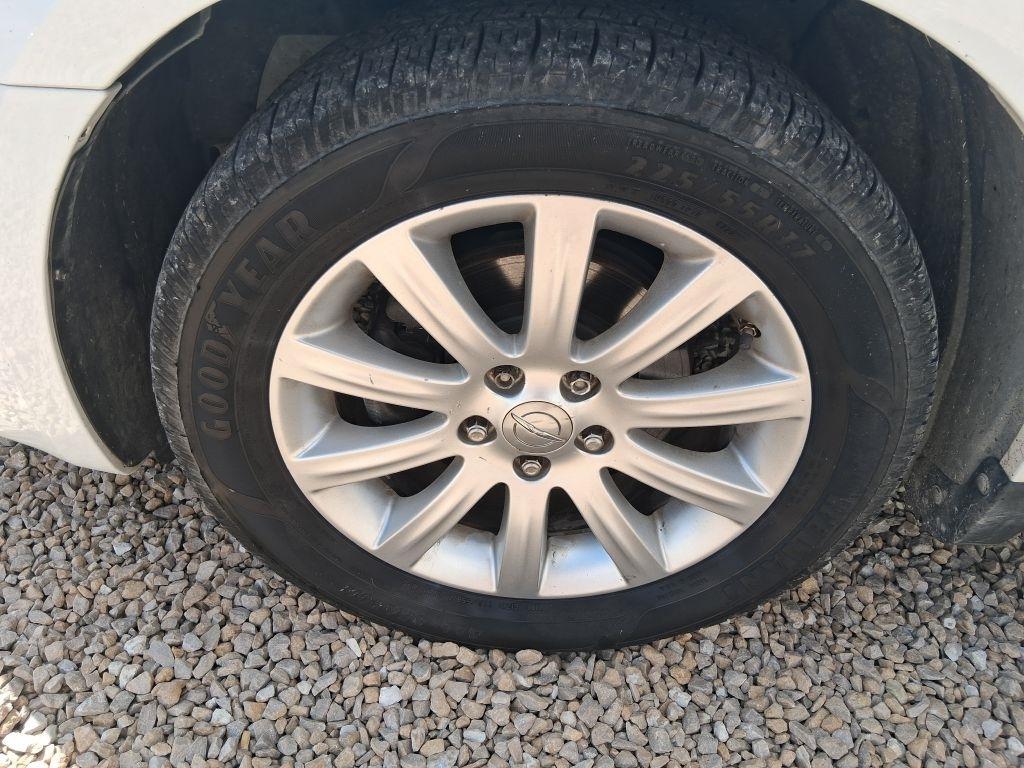 Chrysler 200  2013